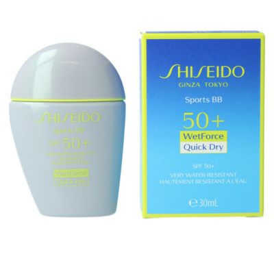 Protezione Solare Colorata Shiseido Sports BB SPF50+ Tonalità Media (30 ml)
